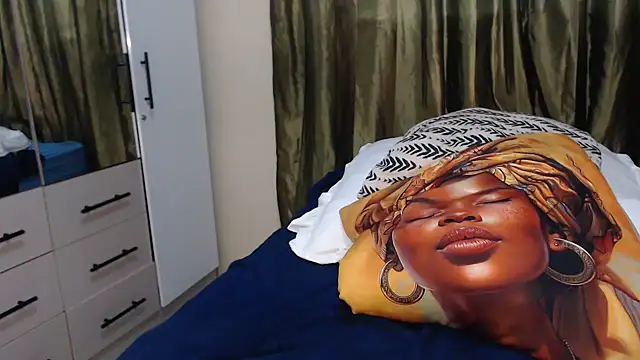 Foxybrownxx1 online show from 11.21.25