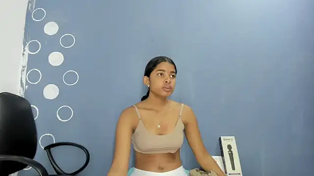 Snapshot of aitanacortes chatting on 01.18.25 aitanacortes online show from 01.18.25
