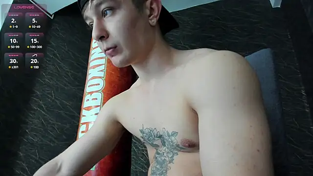 leonardsmith01 online show from 12.18.24