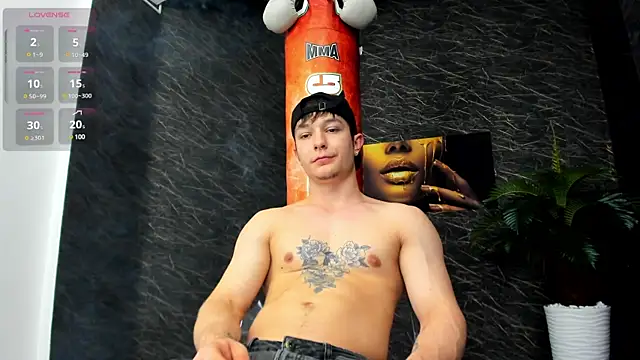 leonardsmith01 online show from 01.05.25