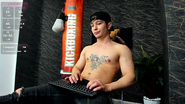 leonardsmith01 online show from 01.16.25