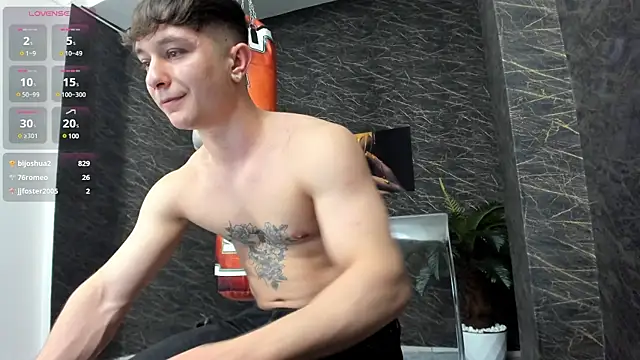 leonardsmith01 online show from 01.22.25