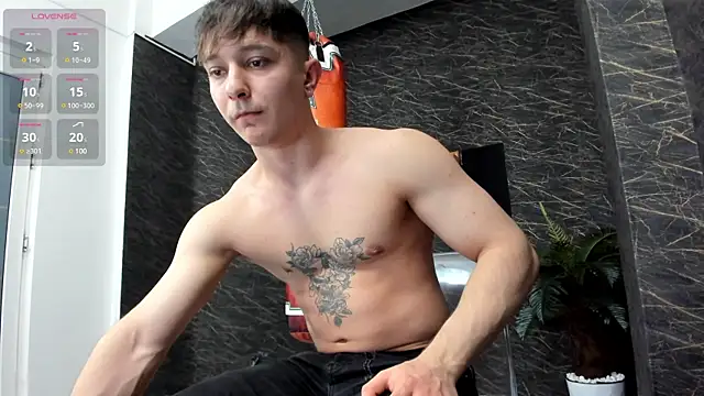 leonardsmith01 online show from 01.22.25