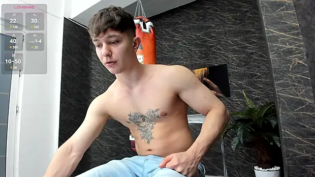 leonardsmith01 online show from 01.24.25