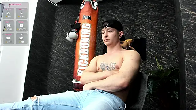 leonardsmith01 online show from 01.27.25