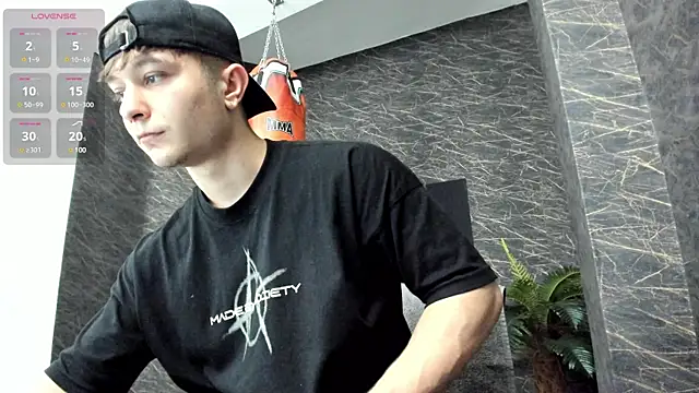 leonardsmith01 online show from 01.30.25