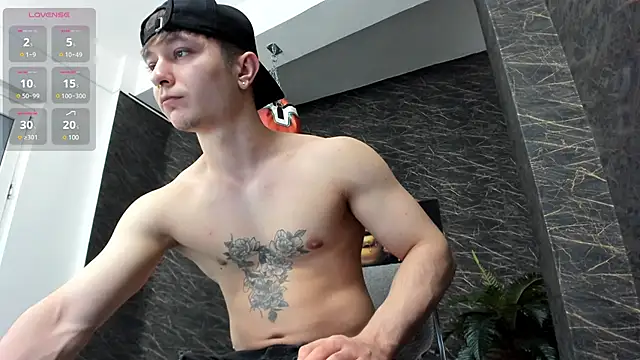 leonardsmith01 online show from 02.02.25