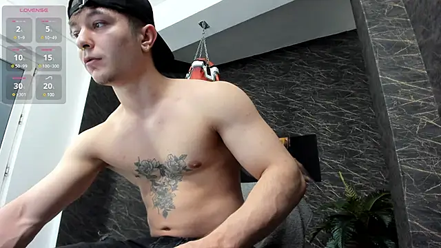 leonardsmith01 online show from 02.03.25