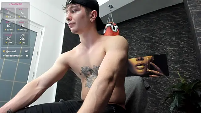 leonardsmith01 online show from 02.06.25