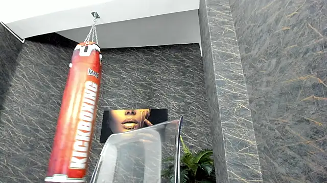 leonardsmith01 online show from 02.11.25