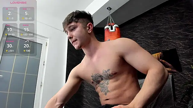 leonardsmith01 online show from 03.03.25