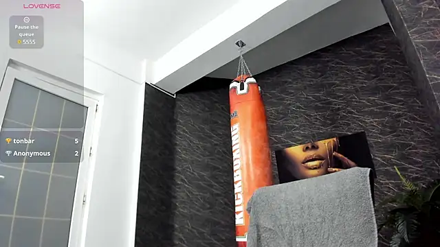 leonardsmith01 online show from 03.04.25