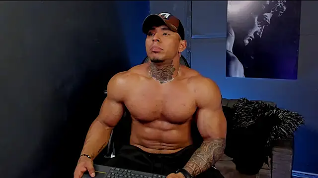 Snapshot of bradley_smith chatting on 04.24.26 bradley smith online show from 04.24.26
