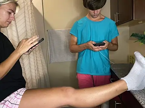 girlfriendmissy online show from 09.17.25