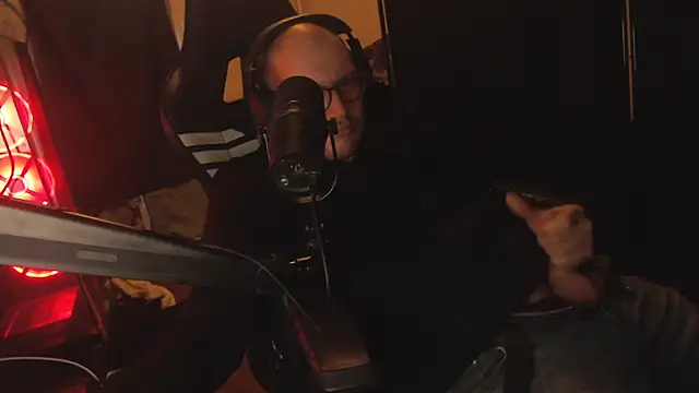 chicostick413 online show from 11.29.25