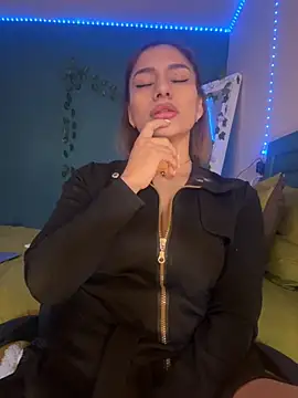 Snapshot of Bckystonee chatting on 09.19.25 Bckystonee online show from 09.19.25