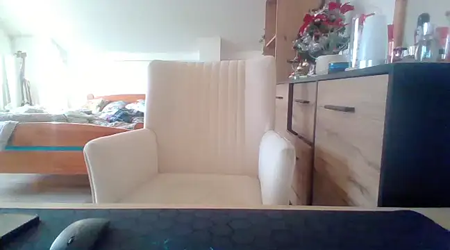 Snapshot of ReifeVenna chatting on 01.20.25 ReifeVenna online show from 01.20.25