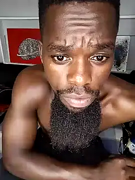 Snapshot of Chocolate_factory_man chatting on 01.17.25 Chocolate factory man online show from 01.17.25