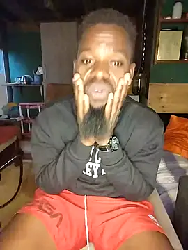 Snapshot of Chocolate_factory_man chatting on 01.19.25 Chocolate factory man online show from 01.19.25