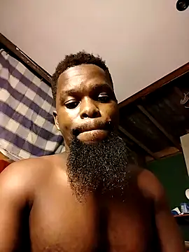 Snapshot of Chocolate_factory_man chatting on 03.18.25 Chocolate factory man online show from 03.18.25