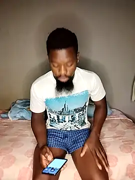 Snapshot of Chocolate_factory_man chatting on 09.10.25 Chocolate factory man online show from 09.10.25