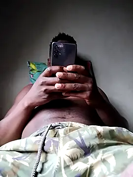 Snapshot of Chocolate_factory_man chatting on 10.03.25 Chocolate factory man online show from 10.03.25