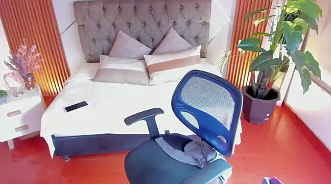 Snapshot of SofiaGomez420 chatting on 01.16.25 SofiaGomez420 online show from 01.16.25