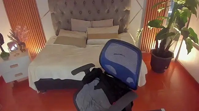 Snapshot of SofiaGomez420 chatting on 01.17.25 SofiaGomez420 online show from 01.17.25