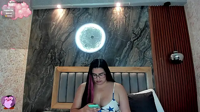 BellaPeers  online show from 09.13.25