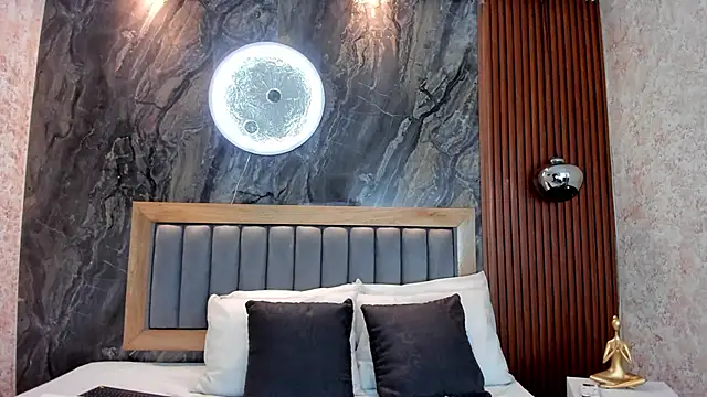 BellaPeers  online show from 10.02.25