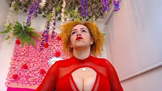 BLONDE SEXYHOT online show from 05.24.26