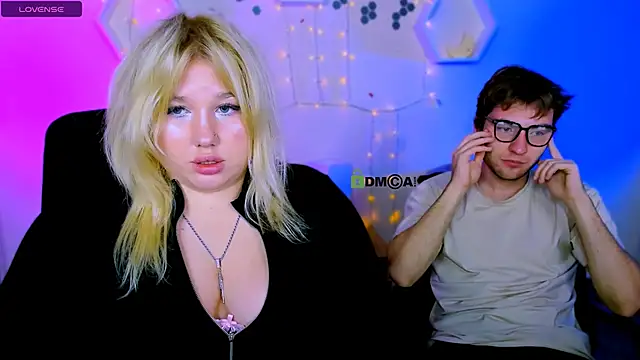 juli kisss online show from 11.07.25