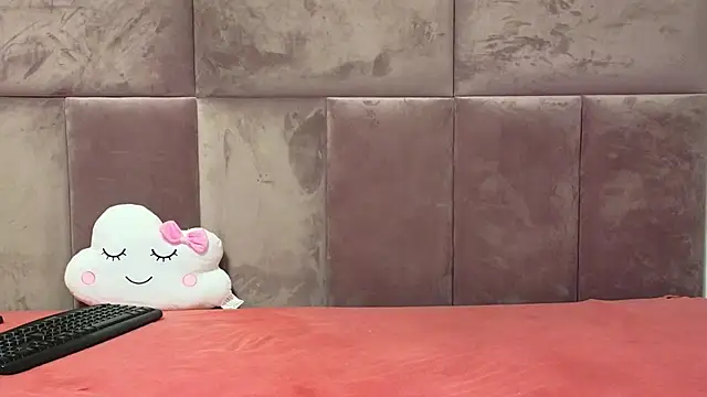 Snapshot of SweetScribe chatting on 01.10.25 SweetScribe online show from 01.10.25