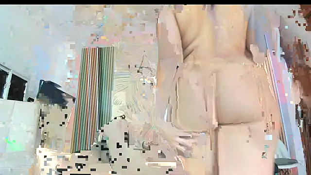 LauraRossi Nova online show from 10.24.25