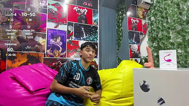 Austin Cardieff online show from 01.07.25