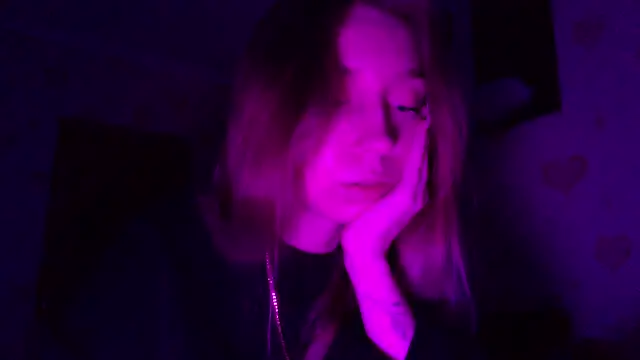 qwolll online show from 03.16.25
