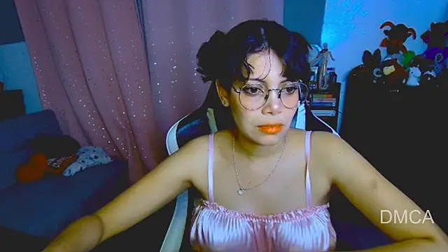 Snapshot of Drea_Foox chatting on 02.01.26 Drea Foox online show from 02.01.26