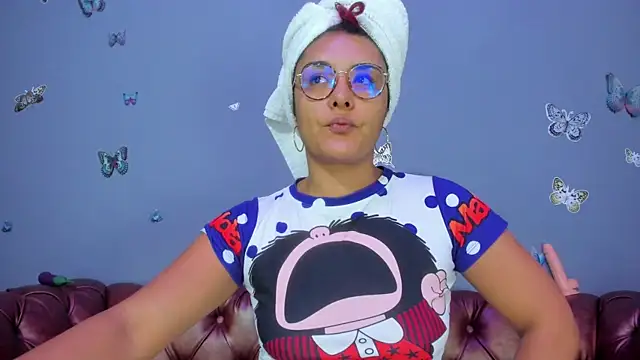 Kaira mosse online show from 07.25.26