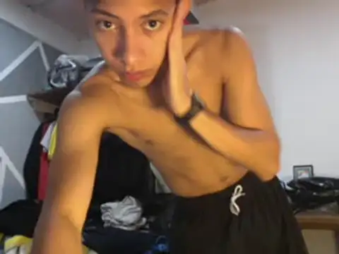 Snapshot of ferchitibellako chatting on 12.15.24 ferchitibellako online show from 12.15.24