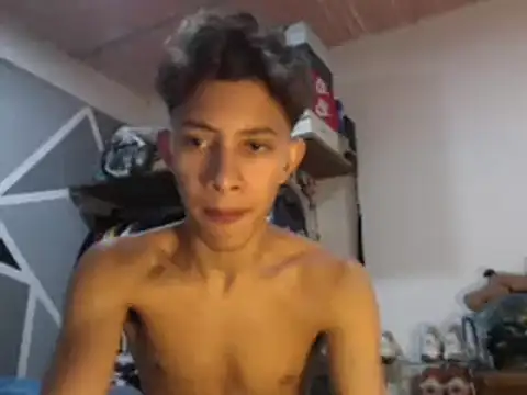 Snapshot of ferchitibellako chatting on 12.21.24 ferchitibellako online show from 12.21.24