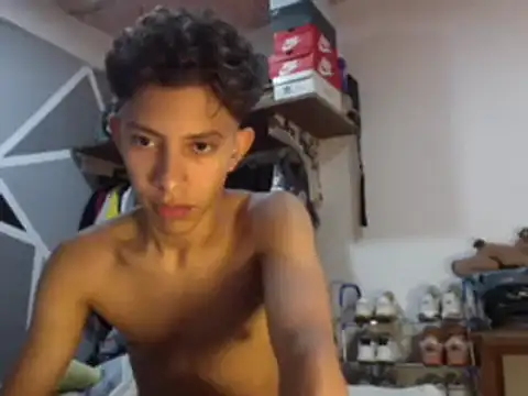 Snapshot of ferchitibellako chatting on 12.23.24 ferchitibellako online show from 12.23.24