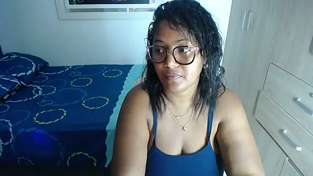 Snapshot of miajoseph_ chatting on 01.20.25 miajoseph online show from 01.20.25