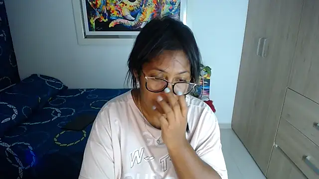 Snapshot of miajoseph_ chatting on 01.26.25 miajoseph online show from 01.26.25