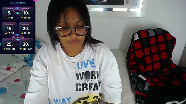 Snapshot of miajoseph_ chatting on 03.01.25 miajoseph online show from 03.01.25