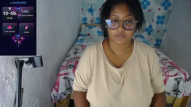 Snapshot of miajoseph_ chatting on 04.24.26 miajoseph online show from 04.24.26