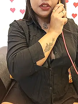 Snapshot of Sexy_Anika-for_you chatting on 11.08.25 Sexy Anika-for you online show from 11.08.25