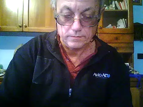 Snapshot of gianbragallini chatting on 10.29.25 gianbragallini online show from 10.29.25