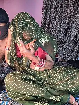 Snapshot of Shivani_Mumbai85 chatting on 10.30.25 Shivani Mumbai85 online show from 10.30.25