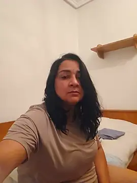Snapshot of paulinaDiaz1 chatting on 05.24.26 paulinaDiaz1 online show from 05.24.26