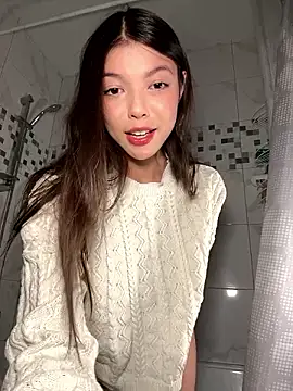 Snapshot of DesiredHoney chatting on 12.06.24 DesiredHoney online show from 12.06.24